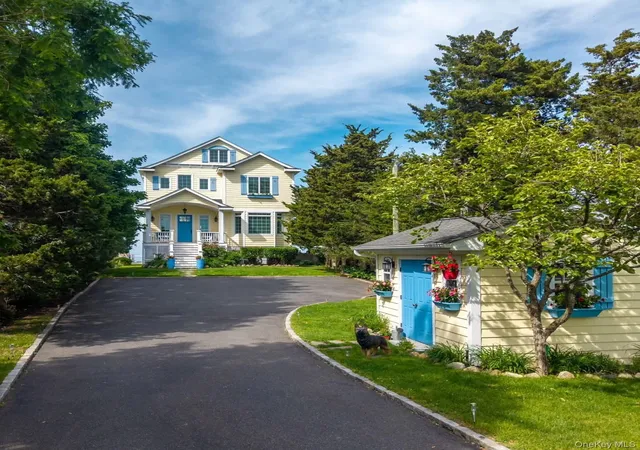 2nd image of 136 Asharoken Ave, Huntington, NY 11768 | MLS# 1001132