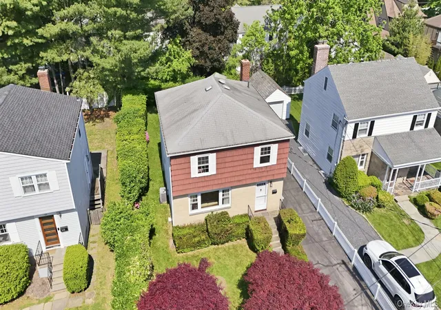Homes for sale in Scarsdale, NY | 167 Gaylor Rd, Scarsdale, NY 10583 | MLS# 1001158