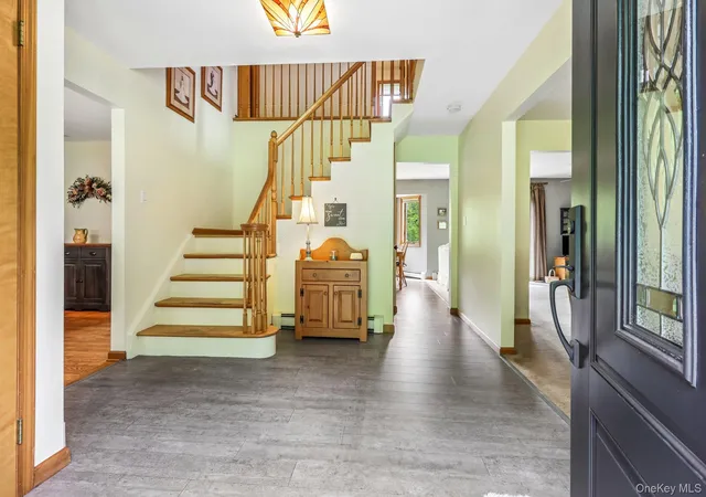 2nd image of 109 Woodbury Rd, Woodbury, NY 10930 | MLS# 1001169