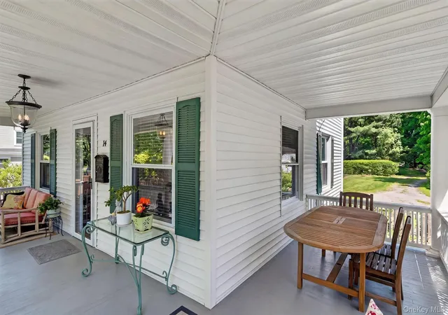 Homes for sale in Warwick, NY | 14 Campbell Rd, Warwick, NY 10990 | MLS# 1001178