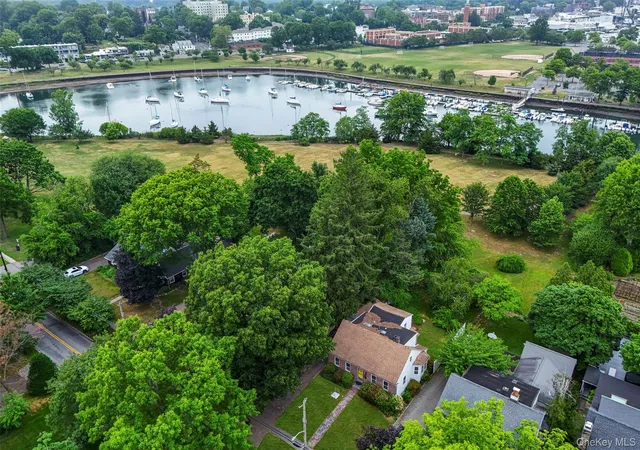 2nd image of 416 Rushmore Ave, Mamaroneck, NY 10543 | MLS# 1001192