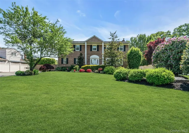 1st image of 18 Ron Ct, Smithtown, NY 11725 | MLS# 1001202