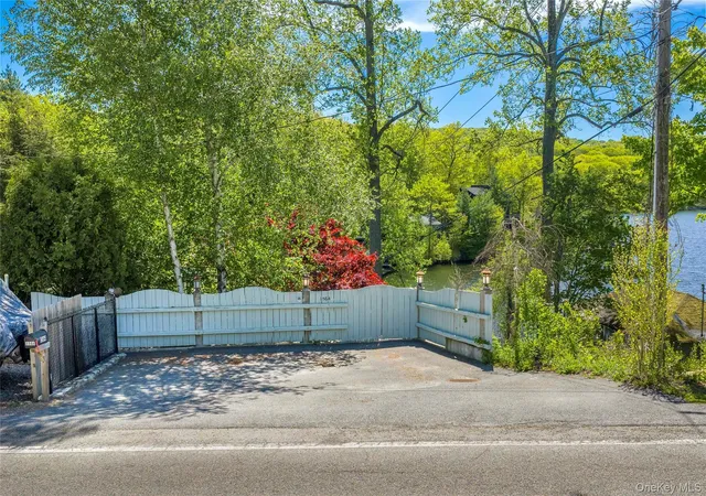 2nd image of 1564 Route 292, Pawling, NY 12531 | MLS# 1001208