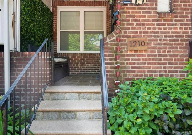 2nd image of 1210 Lakewood Pl, New York, NY 10461 | MLS# 1001212