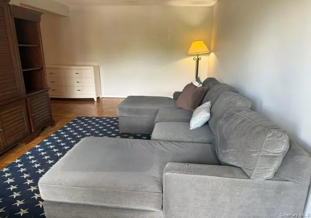 Homes for sale in Hempstead, NY | 175 Archer St #2E, Hempstead, NY 11520 | MLS# 1001225