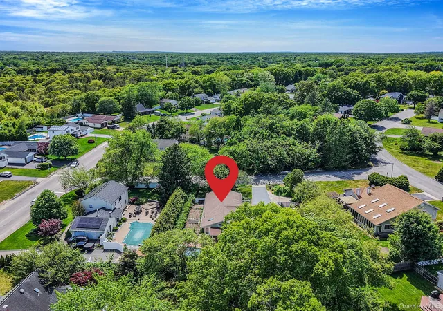 3rd image of 5 Tawny Pass, South Setauket, NY 11720 | MLS# 1001241