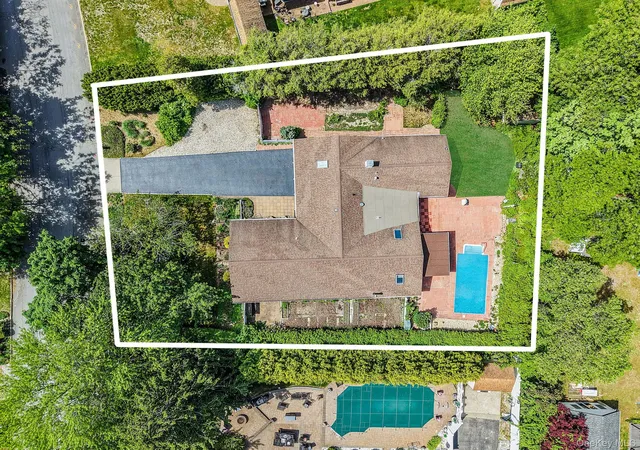 5th image of 5 Tawny Pass, South Setauket, NY 11720 | MLS# 1001241