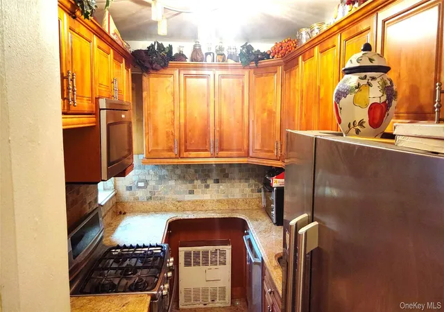 Photo 1 of Sale Pending at 400 Cozine Ave #1C, New York, NY 11207 | MLS# 1001279 | Listing updated on 2026-09-18