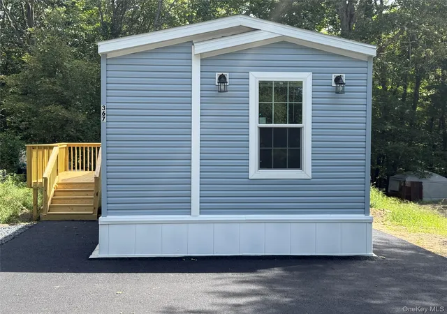 Photo 3 of Manufactured home for sale at 117 Forest Park (aka Hubert St), Plattekill, NY 12589 | MLS# 1001346 | Listing updated on 2026-08-13
