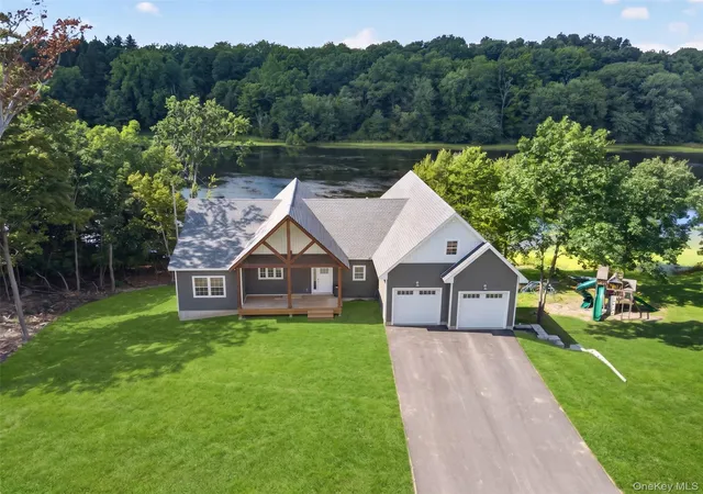 Photo 1 of Single family home for sale at 86 Shore Blvd, Slate Hill, NY 10973 | MLS# 1001350 | Listing updated on 2026-10-06