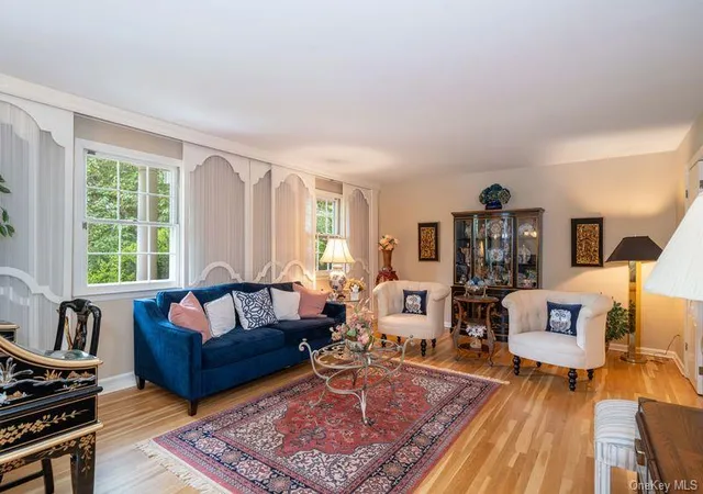 4th image of 40 Hanson Ln, New Rochelle, NY 10804 | MLS# 1001374