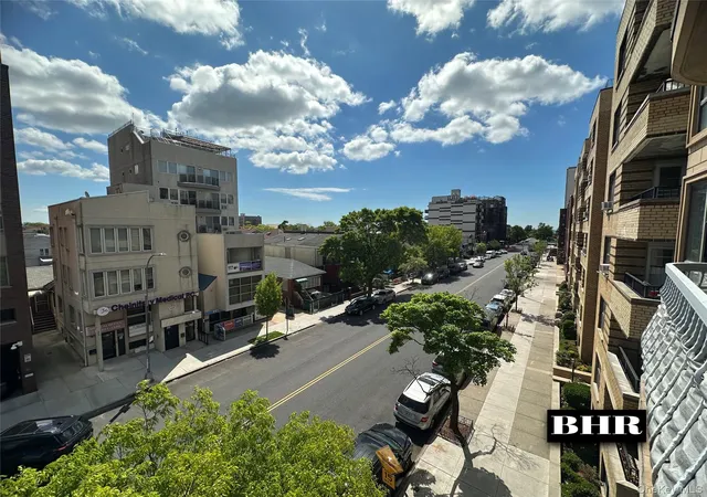 2nd image of 134 W End Ave #4A, Brooklyn, NY 11235 | MLS# 1001403
