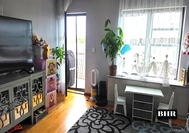 4th image of 134 W End Ave #4A, Brooklyn, NY 11235 | MLS# 1001403