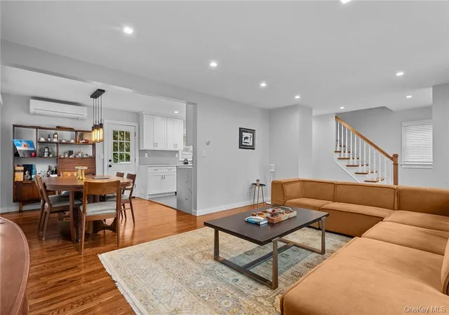 4th image of 60 Longview Dr, Scarsdale, NY 10583 | MLS# 1001430