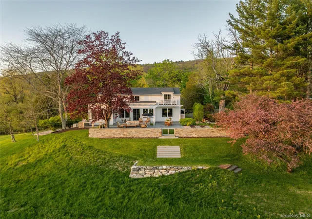 Homes for sale in Hillsdale, NY | 54 Far View Ln, Hillsdale, NY 12529 | MLS# 1001487