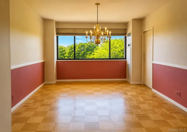 Photo 4 of Sale Pending at 269-10 Grand Central Pkwy #4O, New York, NY 11005 | MLS# 1001509 | Listing updated on 2026-09-13