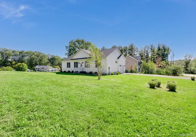 3rd image of 200 Sunset Dr, East Fishkill, NY 12590 | MLS# 1001583