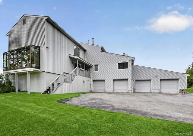 2nd image of 15 Deer Pond Dr, Warwick, NY 10990 | MLS# 1001590