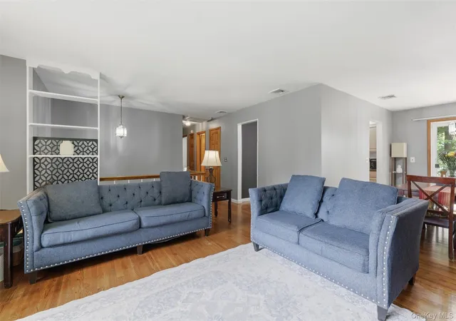 4th image of 30 Ridgeview Rd, Southeast, NY 10509 | MLS# 1001610
