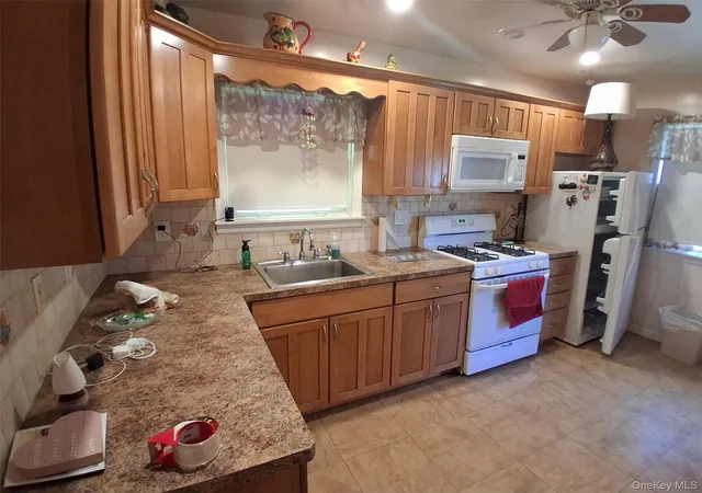 Photo 2 of Sale Pending at 76 37 271st Street, New York, NY 11040 | MLS# 1001613 | Listing updated on 2026-09-01
