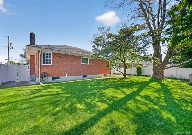 Photo 4 of Single family home for sale at 9 Odell St, Newburgh, NY 12550 | MLS# 1001684 | Listing updated on 2026-09-18