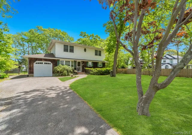 Photo 1 of Sale Pending at 5 Peekskill Ave, Brookhaven, NY 11772 | MLS# 1001689 | Listing updated on 2026-06-06