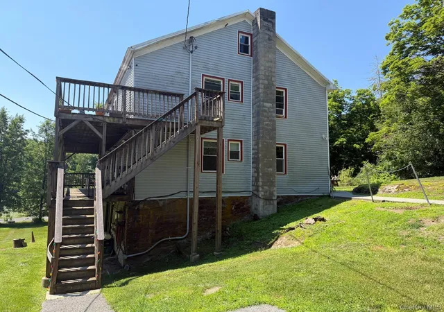 3rd image of 234 Lakeshore Dr, Pleasant Valley, NY 12569 | MLS# 1001702