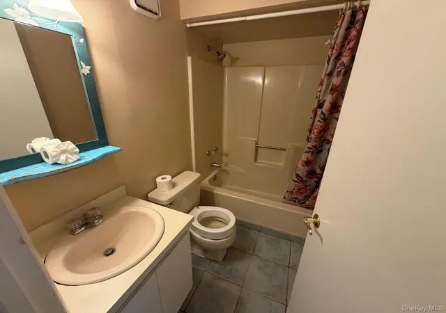 Photo 4 of Condo for sale at 725 Miller Ave #221, Hempstead, NY 11520 | MLS# 1001712 | Listing updated on 2026-09-19