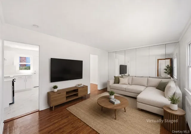 5th image of 1082 Myron St, Hempstead, NY 11553 | MLS# 1001727
