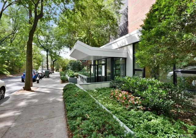 House for sale at 2575 Palisade Ave #12C, New York, NY 10463 | MLS# 1001742 | Listing updated on 2026-10-05