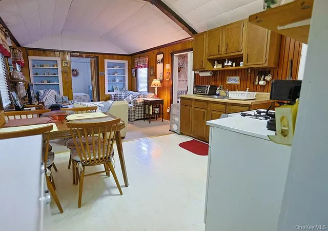 Homes for sale in Mamakating, NY | 4 Spruce St E, Mamakating, NY 12790 | MLS# 1001776
