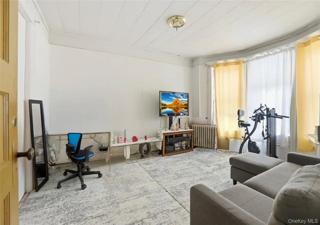 Listing Photo 5 - Condo for sale in building located at 19 Kiely Pl, Brooklyn, NY 11208