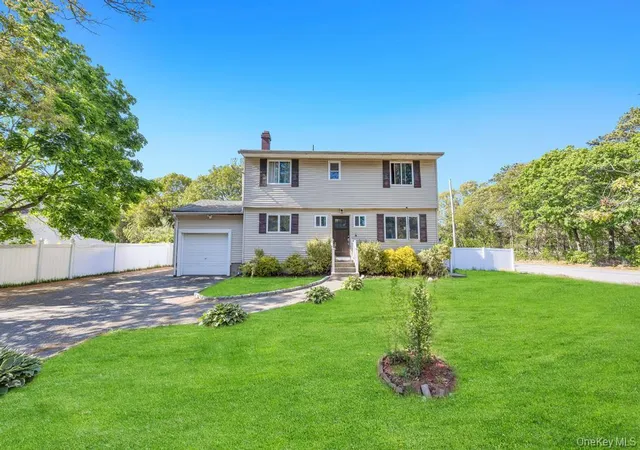Photo 1 of Single family home for sale at 23 Salem Rd, Centereach, NY 11720 | MLS# 1001790 | Listing updated on 2026-10-01