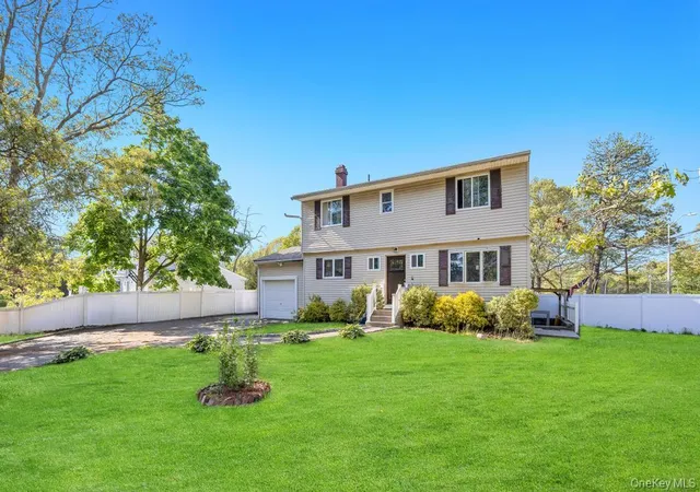 Photo 2 of Single family home for sale at 23 Salem Rd, Centereach, NY 11720 | MLS# 1001790 | Listing updated on 2026-10-01