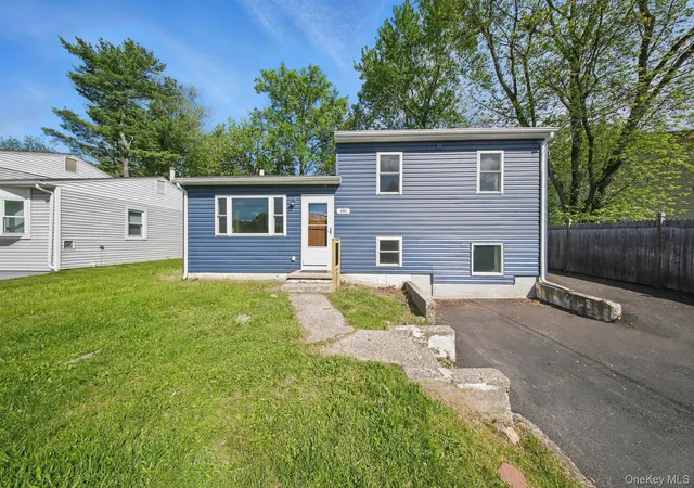 Homes for sale in Wallkill, NY | 341 Highland Ave Ext, Wallkill, NY 10940 | MLS# 1001800