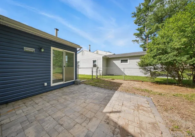 Homes for sale in Wallkill, NY | 341 Highland Ave Ext, Wallkill, NY 10940 | MLS# 1001800