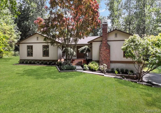 3rd image of 20 Aberdeen Dr, West Nyack, NY 10994 | MLS# 1001802