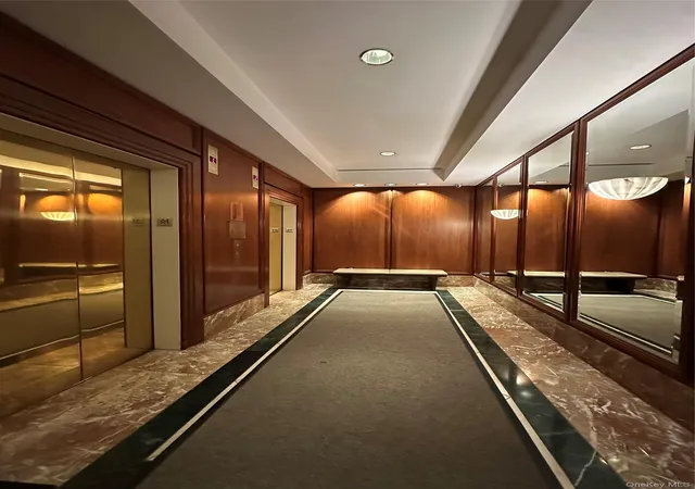 5th image of 2 S End Ave #7V, New York, NY 10280 | MLS# 1001804