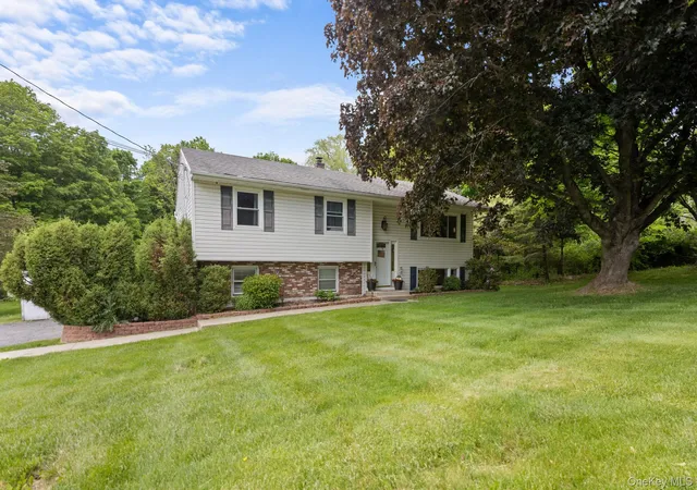 2nd image of 83 Panorama Dr, Patterson, NY 12563 | MLS# 1001818