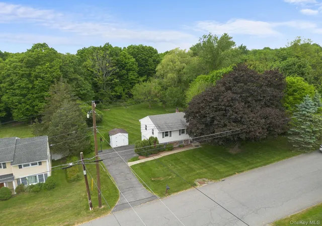 31st image of 83 Panorama Dr, Patterson, NY 12563 | MLS# 1001818