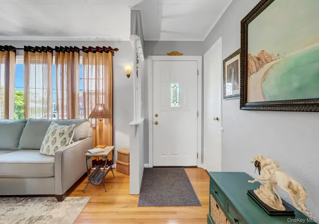 Photo 3 of Sale Pending at 202 N Kings Ave, Oyster Bay, NY 11758 | MLS# 1001855 | Listing updated on 2026-07-28
