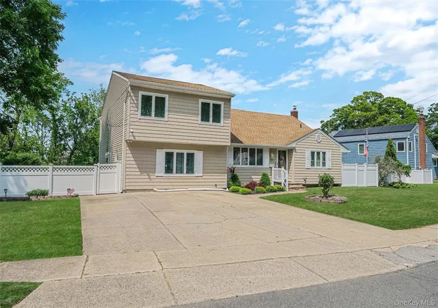 2nd image of 59 Maybrook Rd, North Babylon, NY 11703 | MLS# 1001881