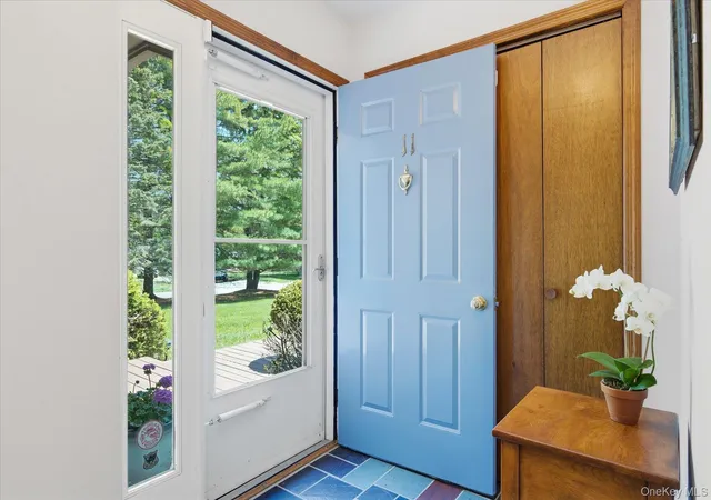 3rd image of 11 Mimosa Pl, Shelter Island, NY 11964 | MLS# 1001893