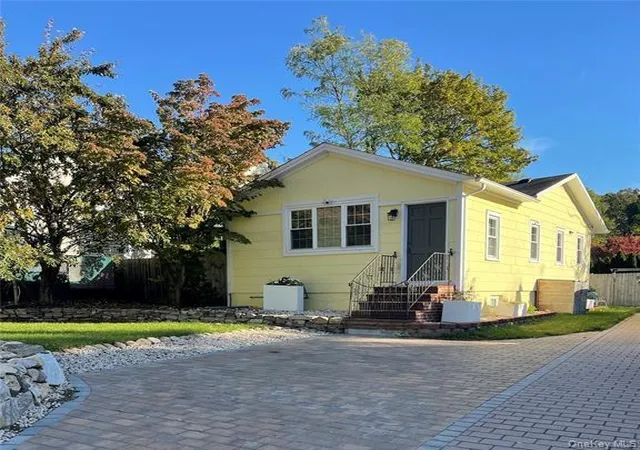 Homes for sale in Brookhaven, NY | 338 & 340 Main Street, Brookhaven, NY 11733 | MLS# 1001894