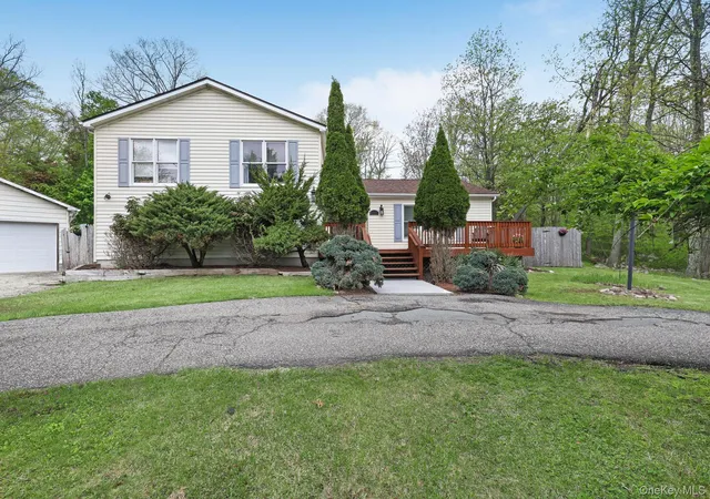 Photo 2 of Sale Pending at 52 Hammerhead Trl, Wurtsboro, NY 12790 | MLS# 1001906 | Listing updated on 2026-07-21
