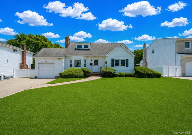 1st image of 66 Henry Ave, Babylon, NY 11702 | MLS# 1001919
