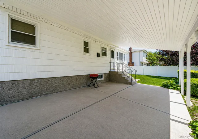 5th image of 66 Henry Ave, Babylon, NY 11702 | MLS# 1001919