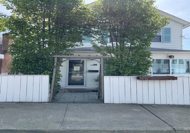 Photo 3 of Sale Pending at 46 Fort Putnam St, Highland Falls, NY 10928 | MLS# 1001925 | Listing updated on 2026-07-14