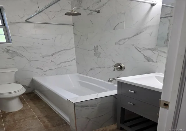 2nd image of 141 04 77 Ave #F, Flushing, NY 11367 | MLS# 1001935