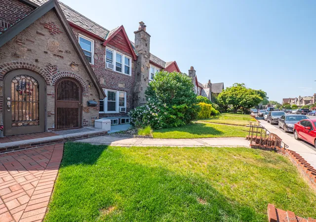 Photo 2 of Single family home for sale at 8914 63rd Avenue, Rego Park, NY 11374 | MLS# 1001940 | Listing updated on 2026-09-01